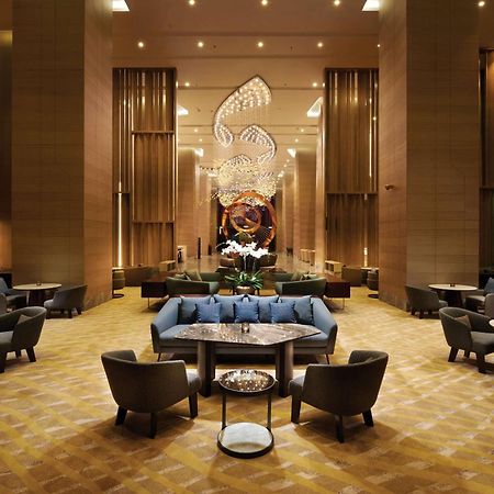 Doubletree By Hilton Shah Alam I-City Екстер'єр фото The lobby of the hotel