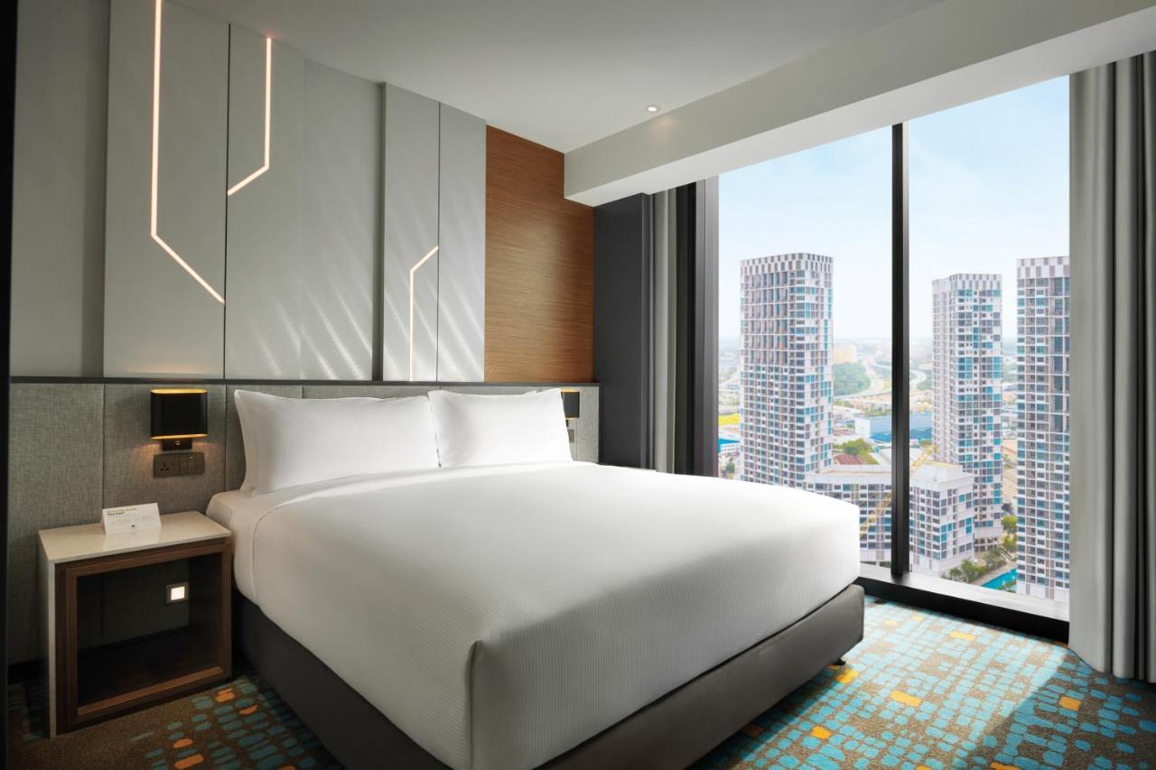 Doubletree By Hilton Shah Alam I-City Екстер'єр фото Deluxe King