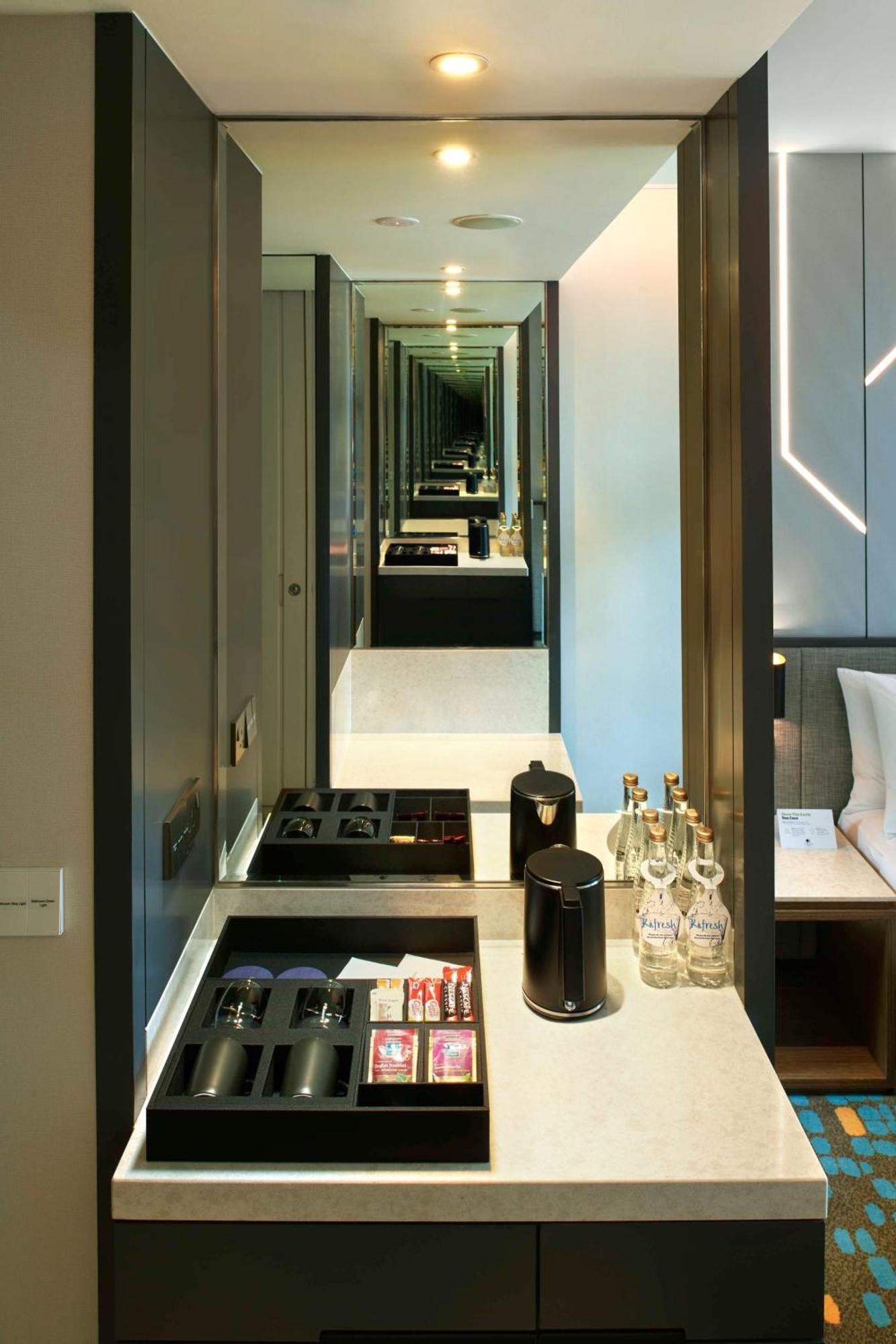 Doubletree By Hilton Shah Alam I-City Екстер'єр фото A room at the hotel